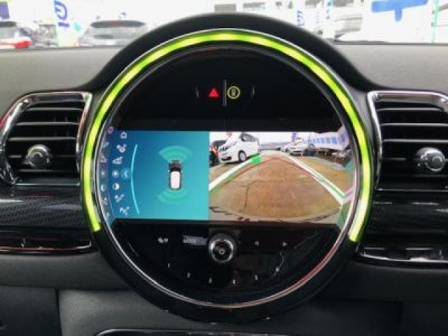 BMW MINI 2022