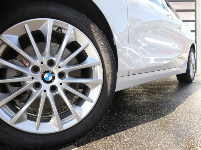 BMW 1 SERIES 2024