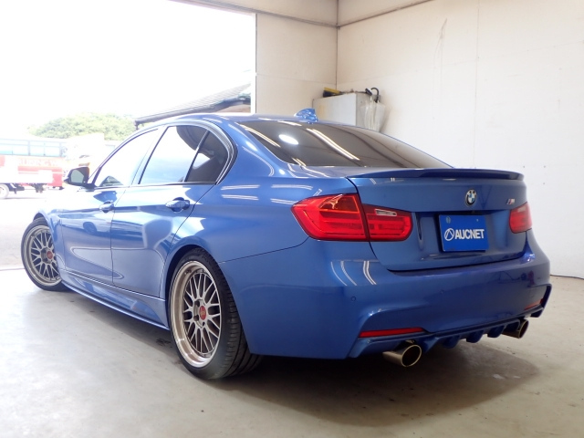 BMW 3 SERIES 2013