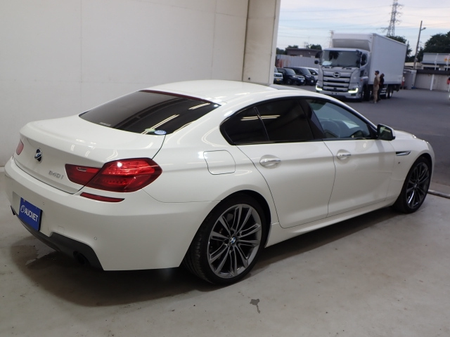 BMW 6 SERIES 2015