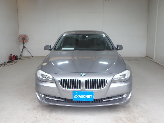 BMW 5 SERIES 2010