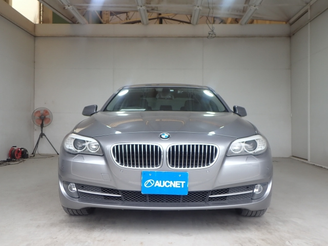 BMW 5 SERIES 2010