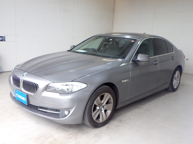 BMW 5 SERIES 2010