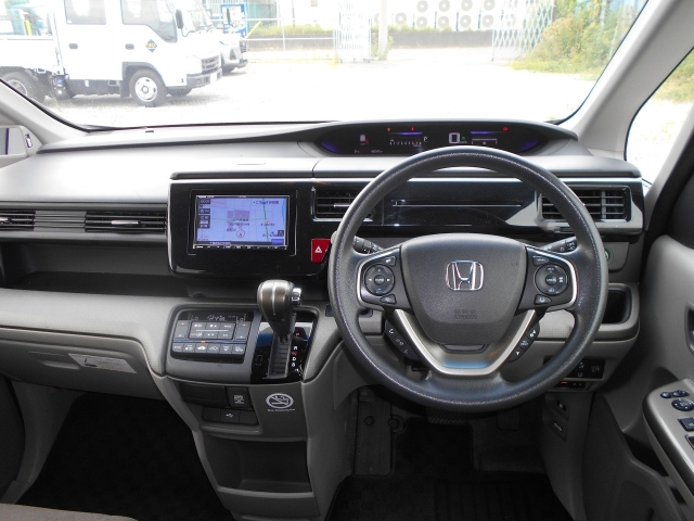 HONDA STEP WAGON 2019