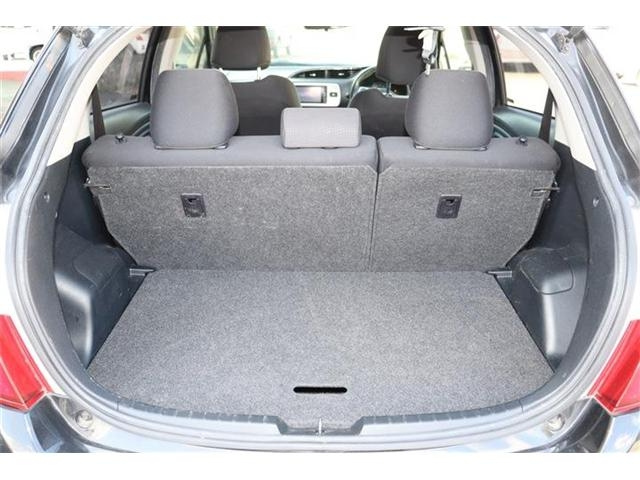 TOYOTA VITZ 2014