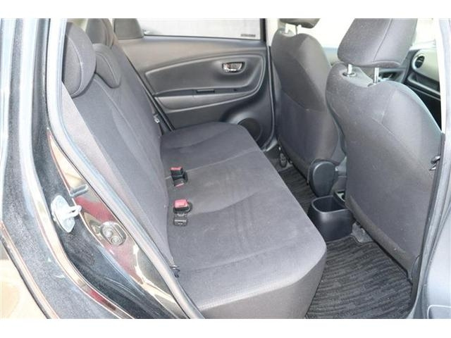 TOYOTA VITZ 2014