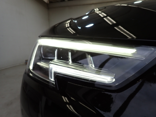 AUDI A4 2018