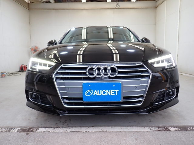 AUDI A4 2018