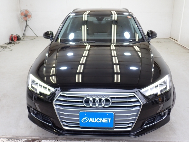 AUDI A4 2018