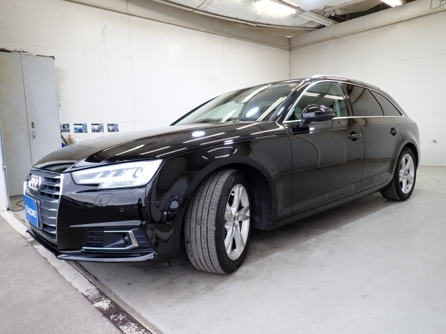 AUDI A4 2018