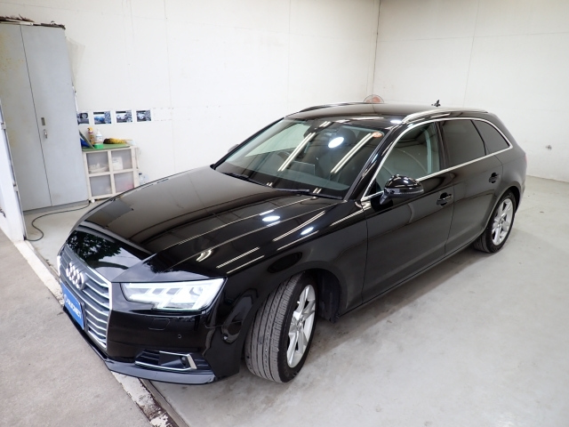 AUDI A4 2018