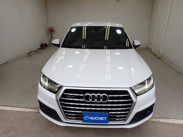 AUDI Q7 2019
