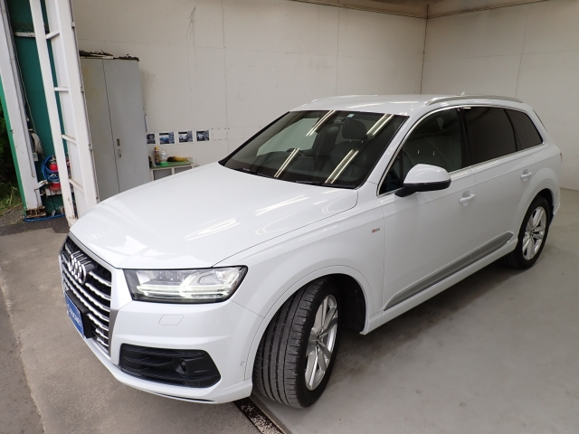 AUDI Q7 2019