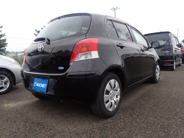 TOYOTA VITZ 2008