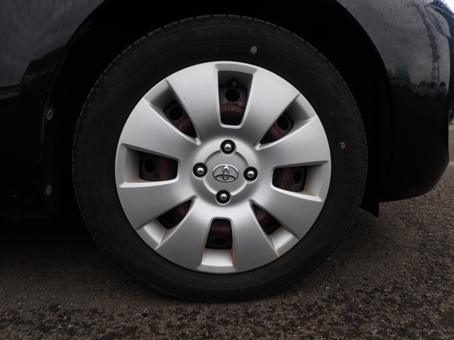 TOYOTA VITZ 2008
