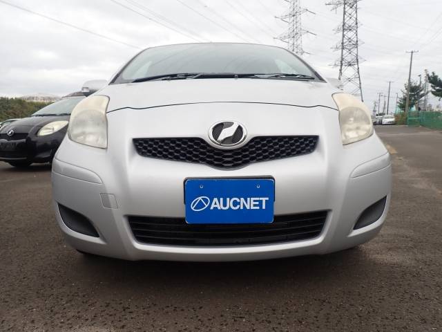 TOYOTA VITZ 2008