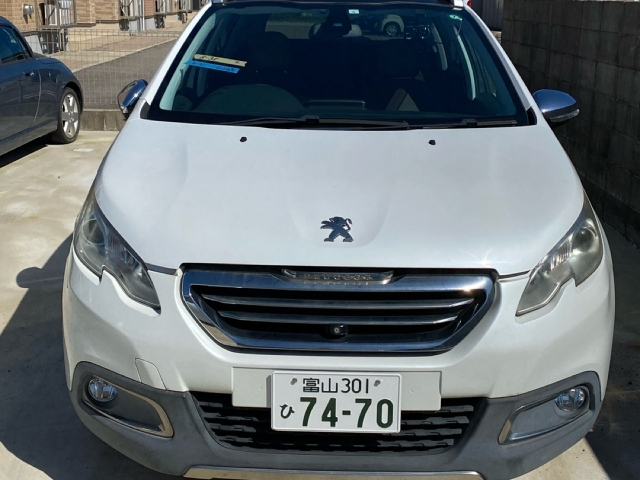 PEUGEOT 2008 2015