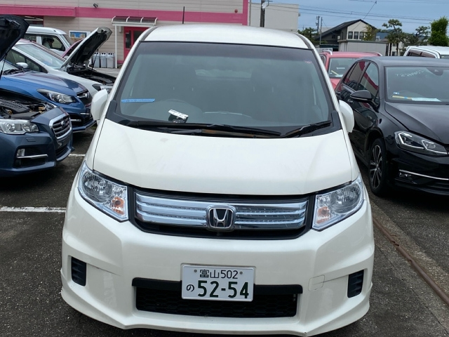HONDA FREED 2012