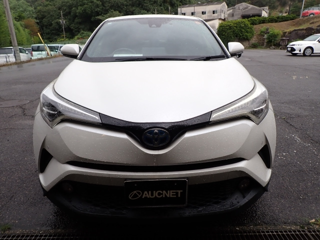 TOYOTA C-HR 2017