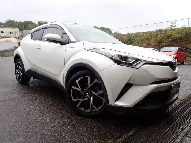 TOYOTA C-HR 2017