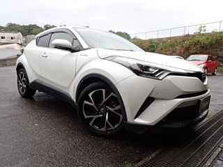 TOYOTA C-HR 2017