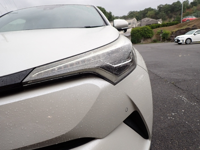 TOYOTA C-HR 2017