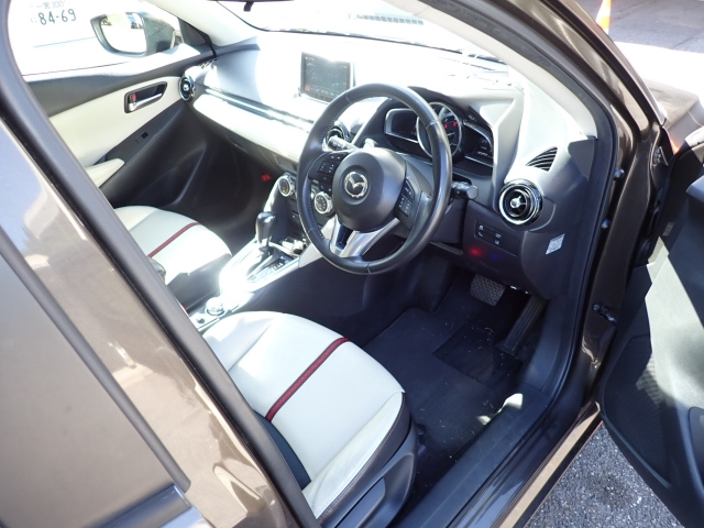 MAZDA DEMIO 2014