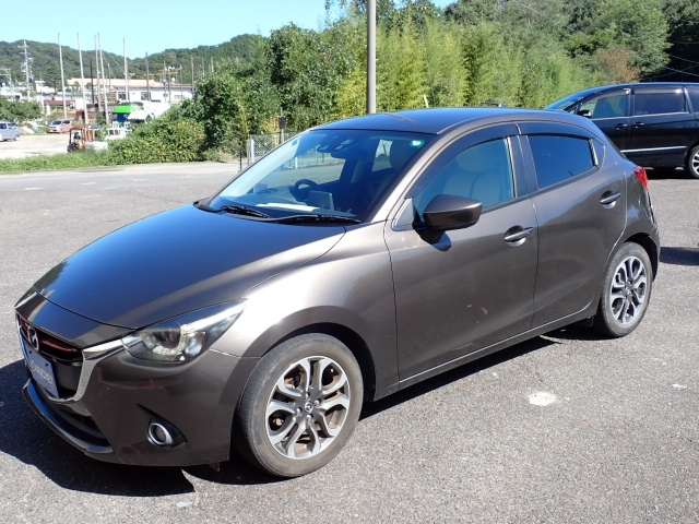MAZDA DEMIO 2014