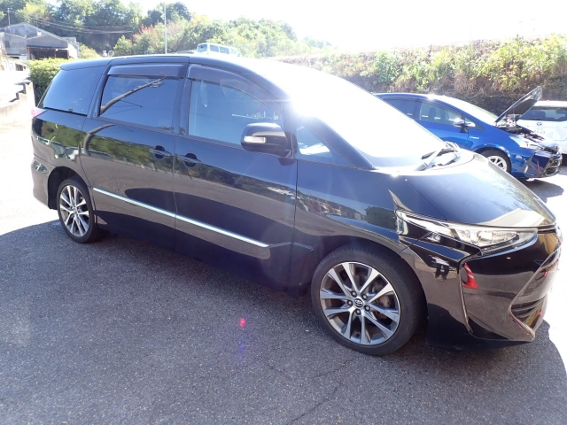 TOYOTA ESTIMA 2016