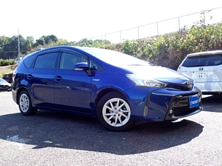TOYOTA PRIUS ALPHA 2015