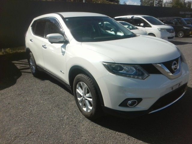 NISSAN X-TRAIL 2016