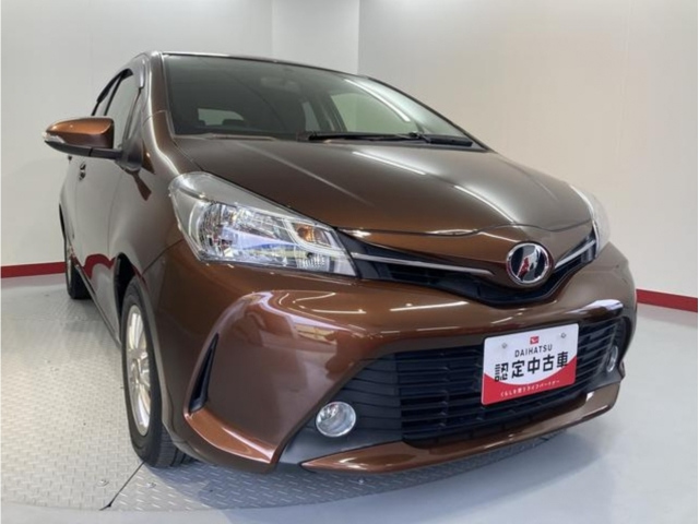 TOYOTA VITZ 2014