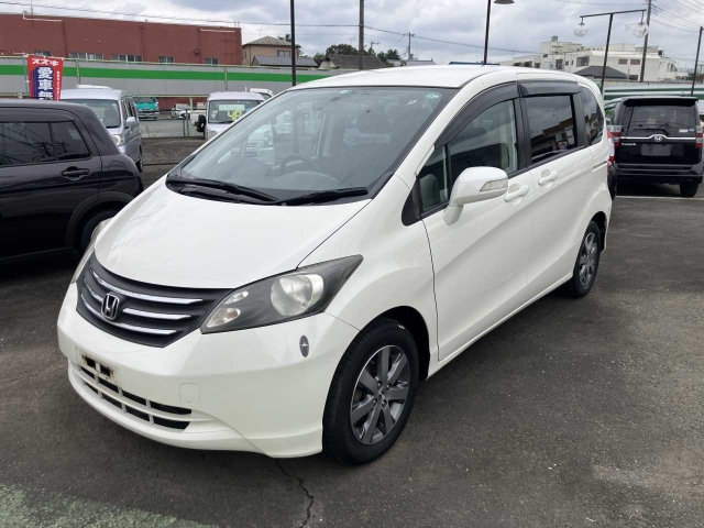 HONDA FREED 2010