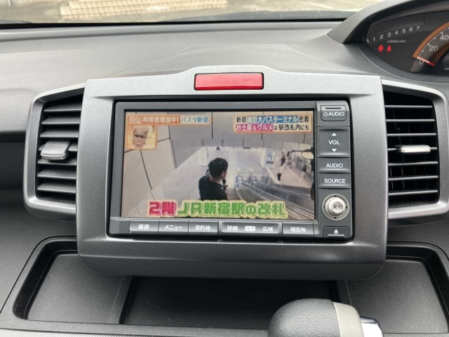 HONDA FREED 2010