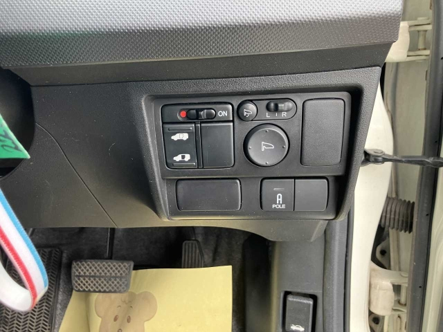 HONDA FREED 2010