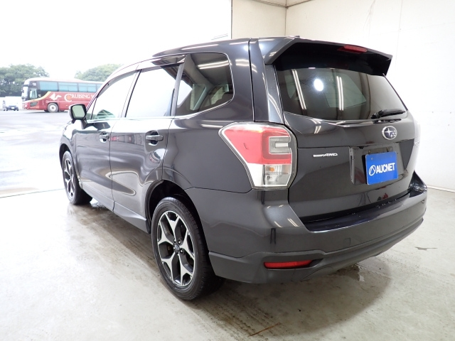 SUBARU FORESTER 2018