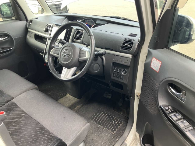 DAIHATSU TANTO 2015