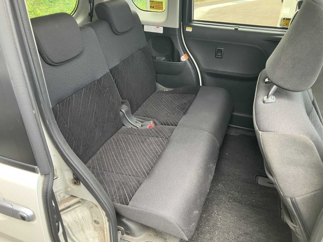 DAIHATSU TANTO 2015