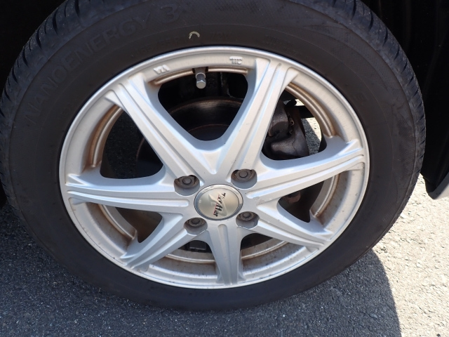NISSAN ROOX 2010
