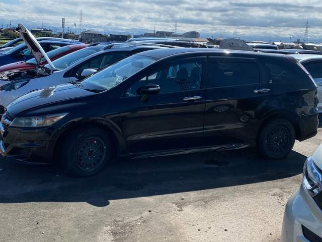 HONDA STREAM 2010