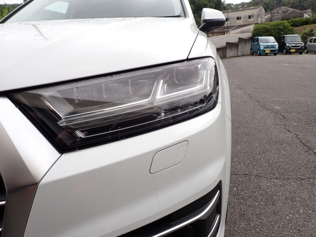 AUDI Q7 2017