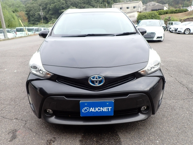 TOYOTA PRIUS ALPHA 2016