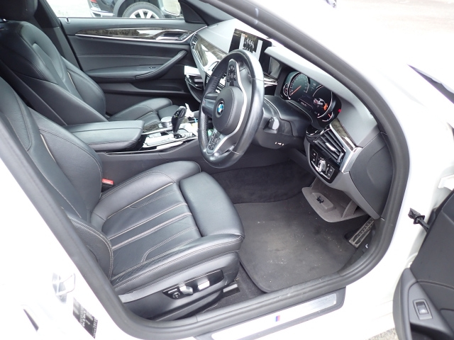 BMW 5 SERIES 2019