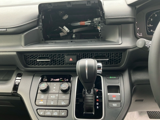 HONDA STEP WAGON 2025