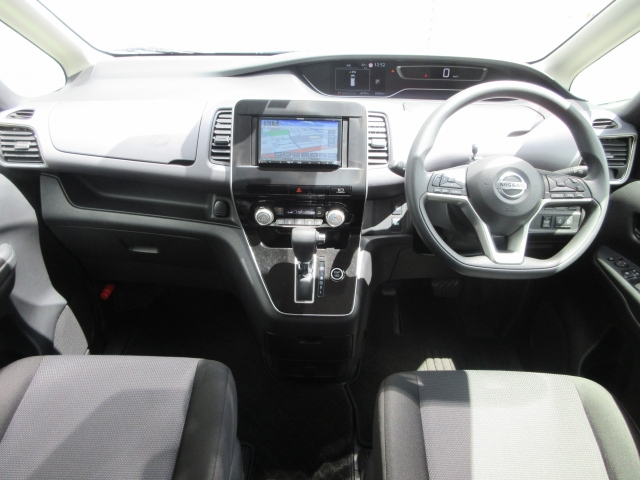 NISSAN SERENA 2022