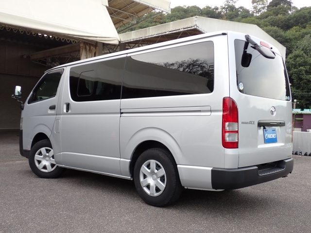 TOYOTA REGIUS ACE VAN 2018