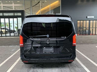 Заказать MERCEDES BENZ V CLASS