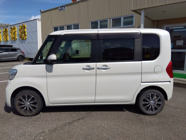 DAIHATSU TANTO 2019