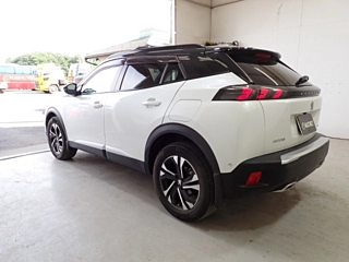 Заказать PEUGEOT 2008