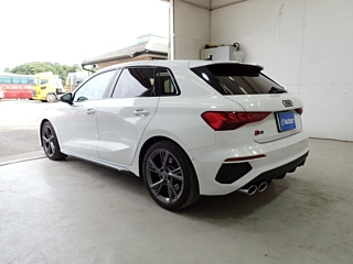 Заказать AUDI S3